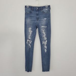 America Eagle Jeans Women’s size 6. Super Hi-Rise Destroyed Jegging Jeans.